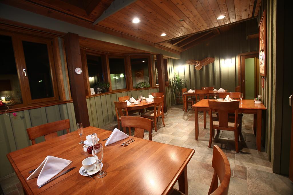 Whistler Alpine Chalet Retreat & Wellness Villa Rom bilde