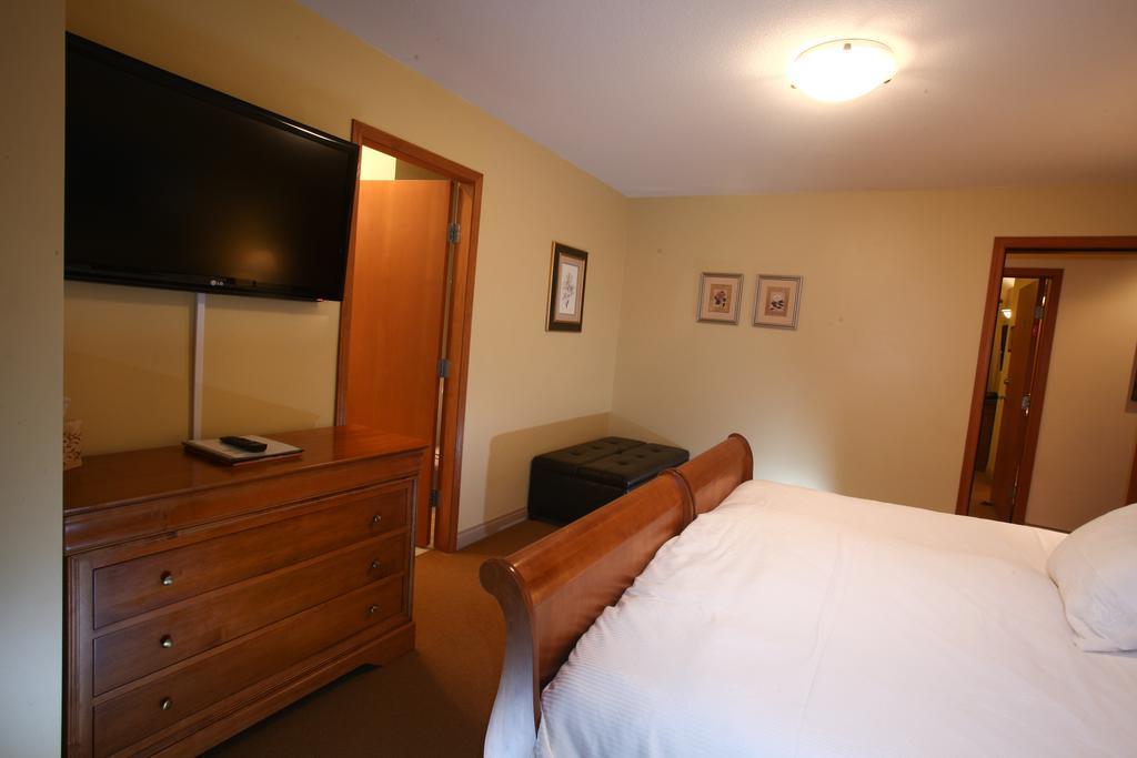 Whistler Alpine Chalet Retreat & Wellness Villa Rom bilde