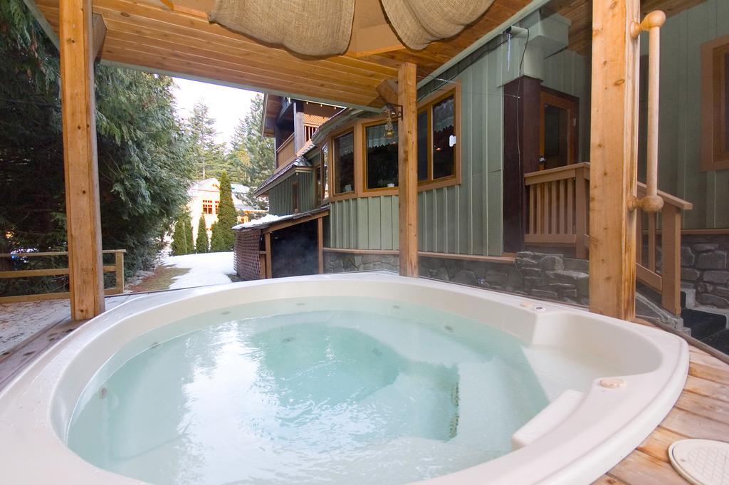 Alpine Whistler Retreat By Outpost Whistler Rom bilde